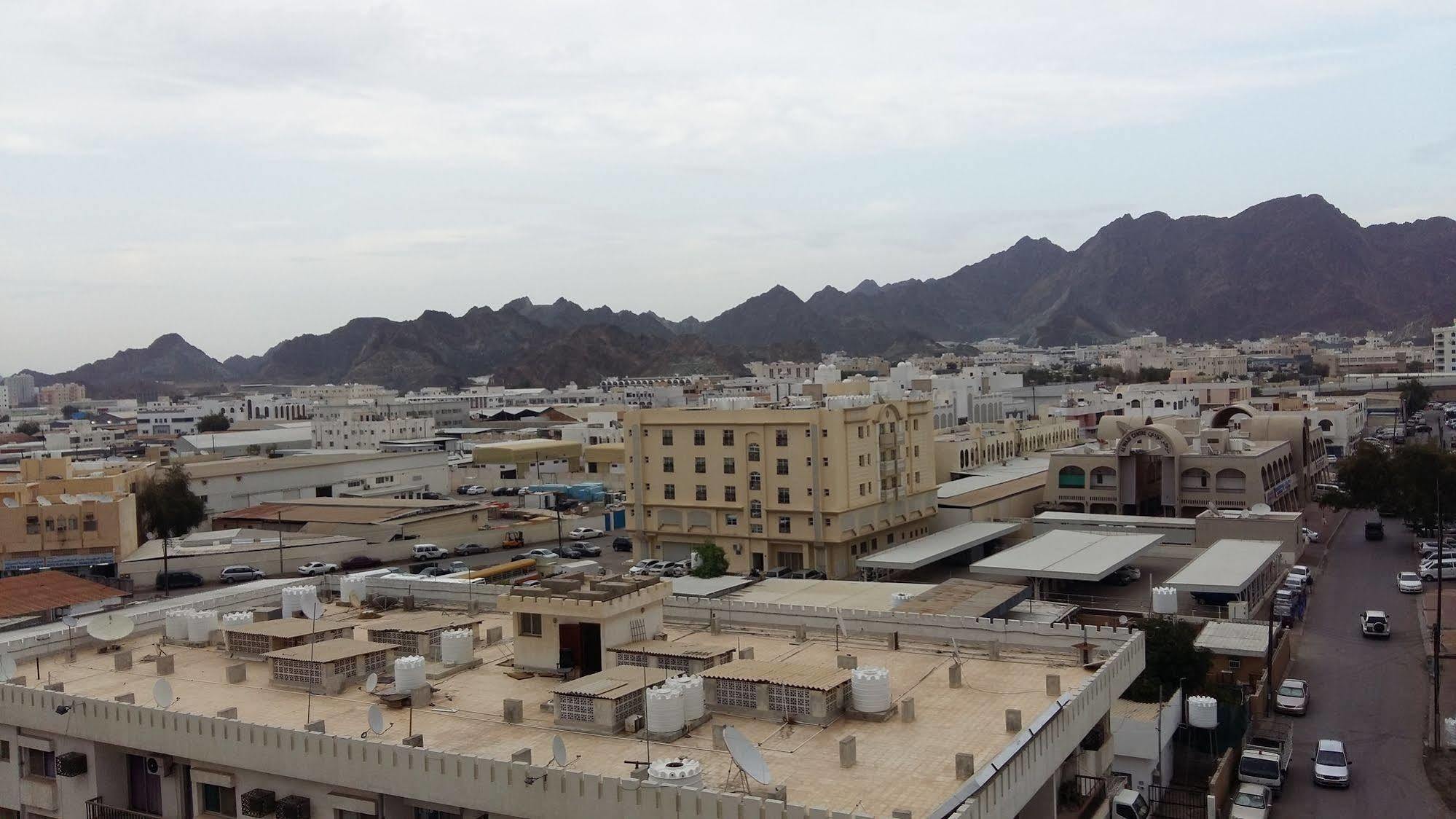 فندق أو واي أو 117 ماجيستيك Wādī Kabīr المظهر الخارجي الصورة